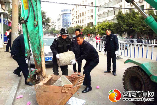 赣县各乡镇人口_本市要闻(3)